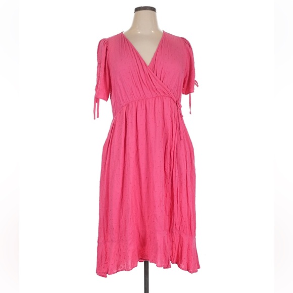 Torrid Midi Swiss surplice dress faux wrap Barbie pink ruched dress. Size 1x - Picture 2 of 4